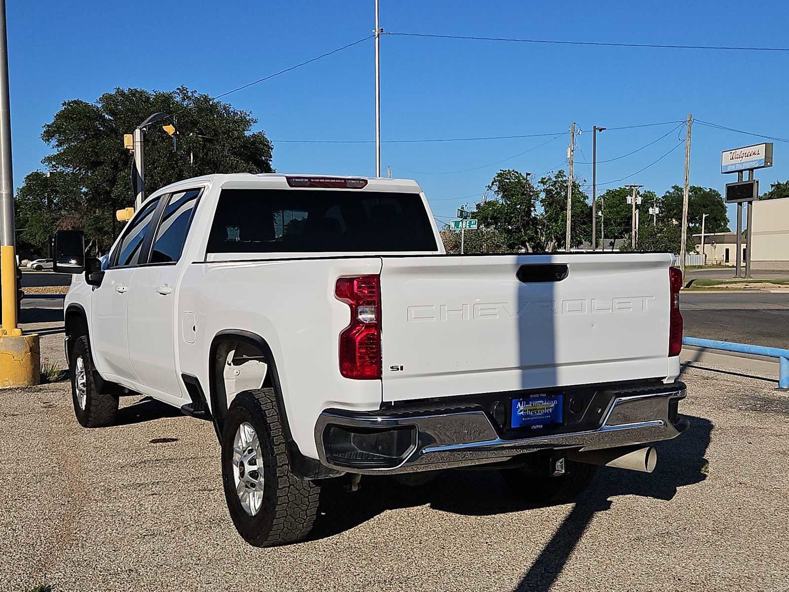 Used 2024 Chevrolet Silverado 2500 LT w/ Convenience Package AWD/4WD image 6