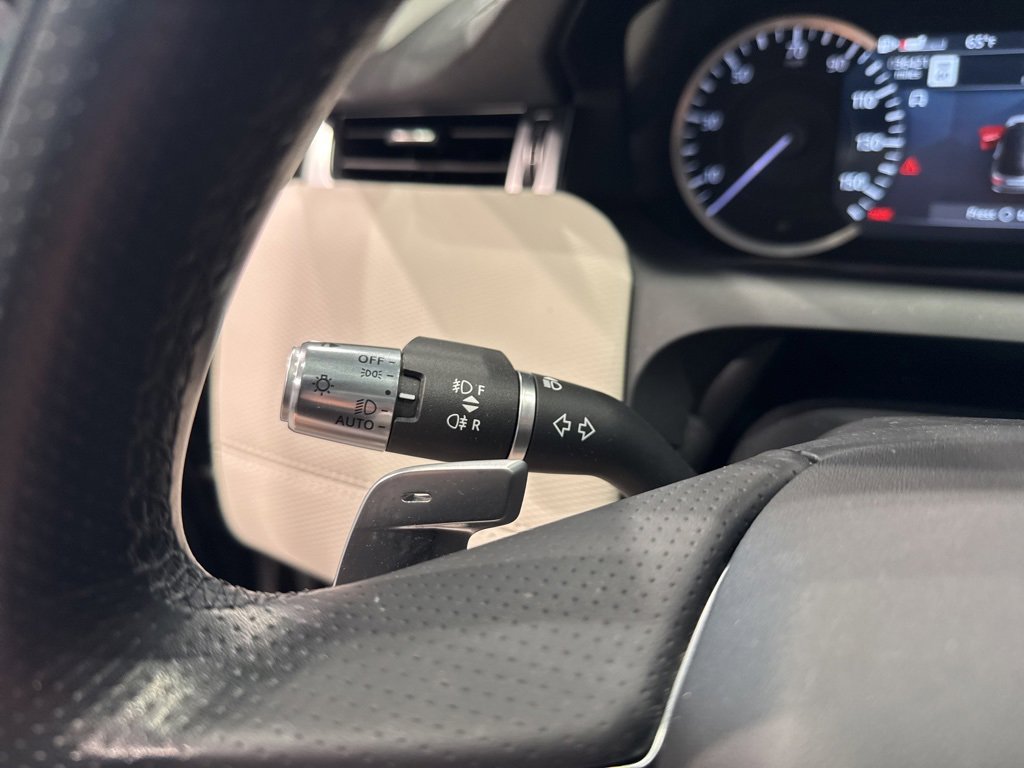 Used 2022 Land Rover Discovery Sport S R-Dynamic image 29