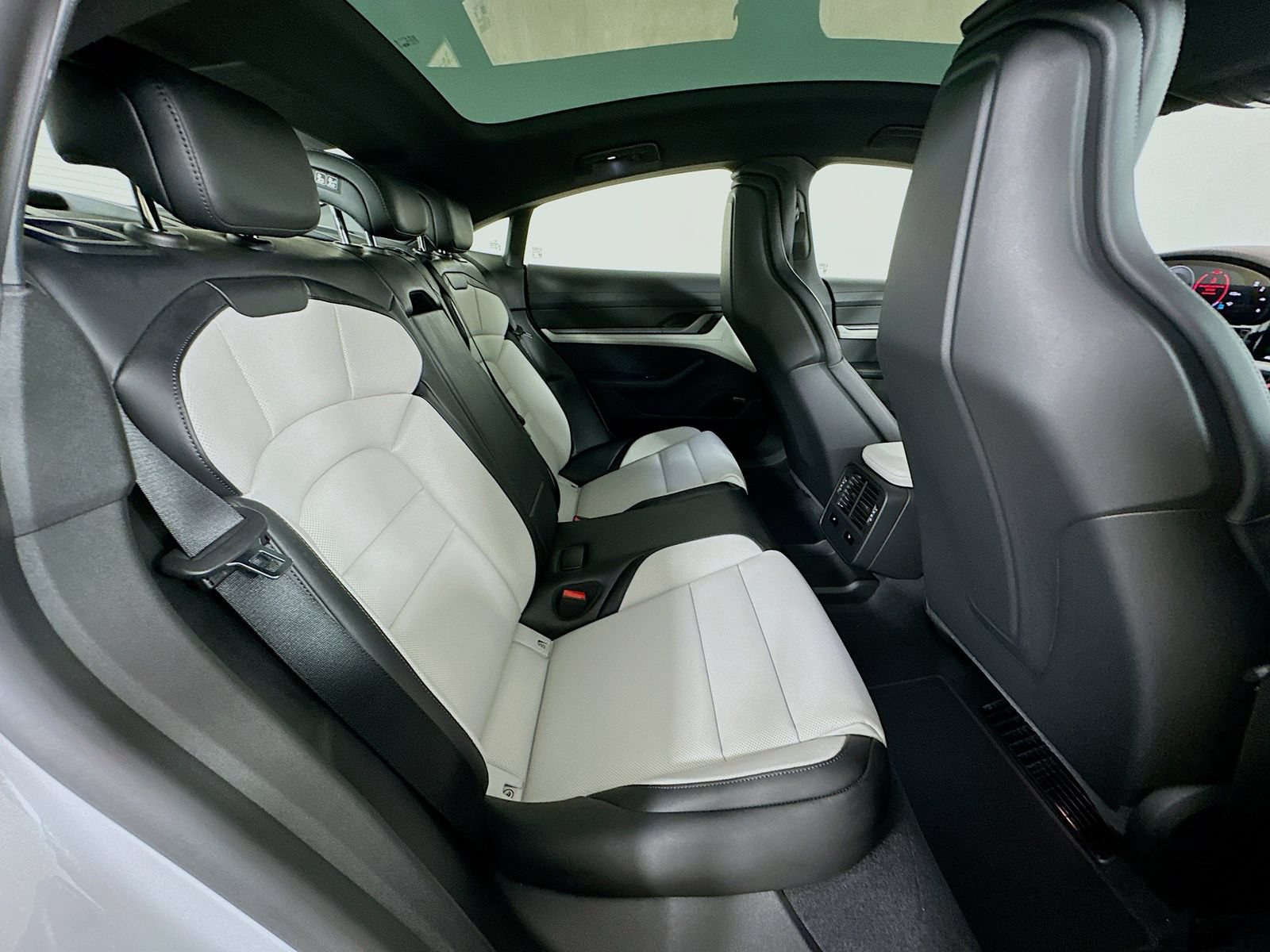 New 2026 Porsche Taycan AWD/4WD image 41