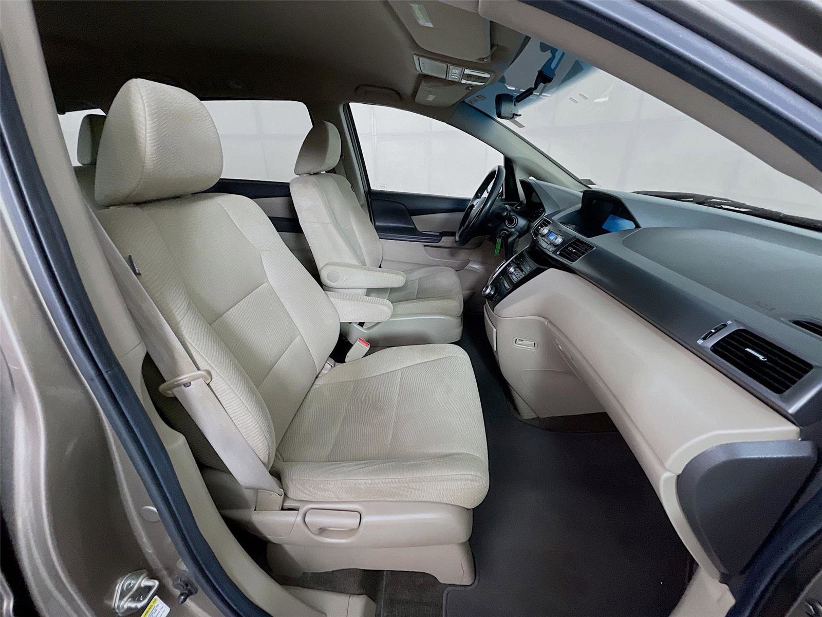 Used 2012 Honda Odyssey LX image 28