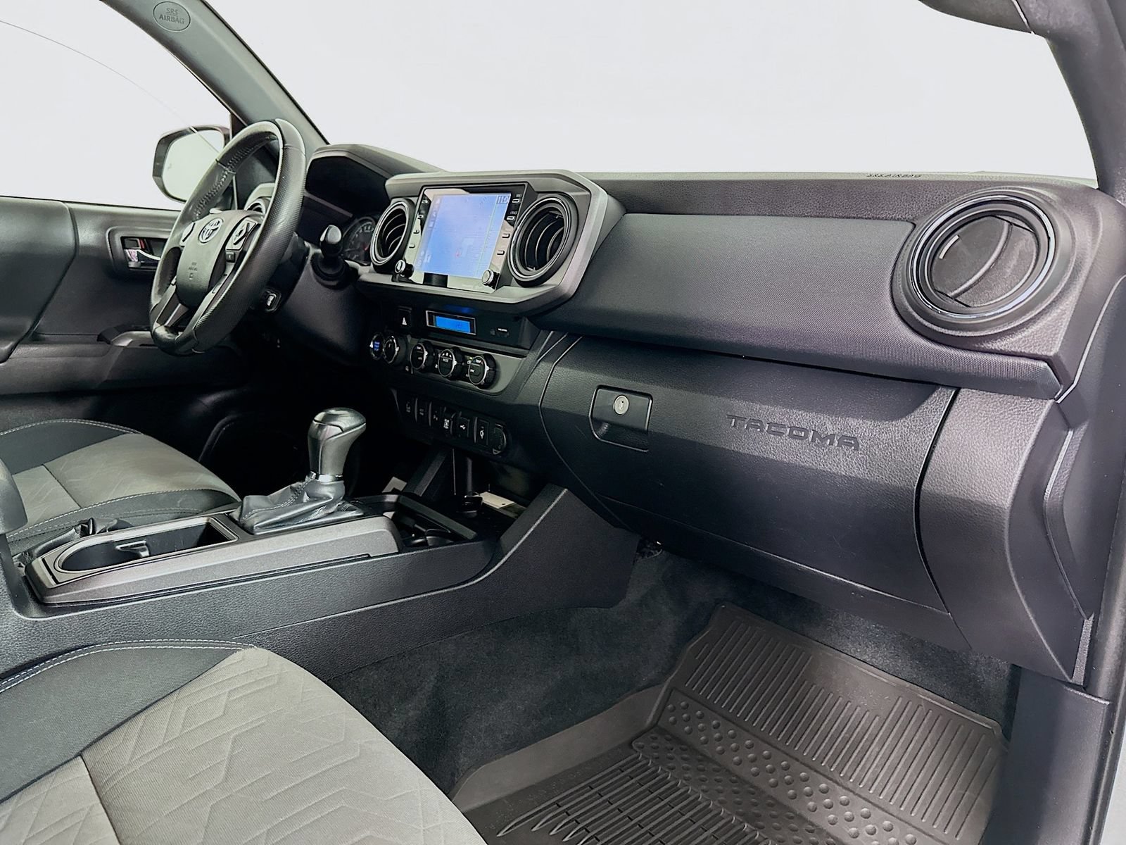 Certified 2023 Toyota Tacoma TRD Off-Road w/ Technology Package AWD/4WD image 27
