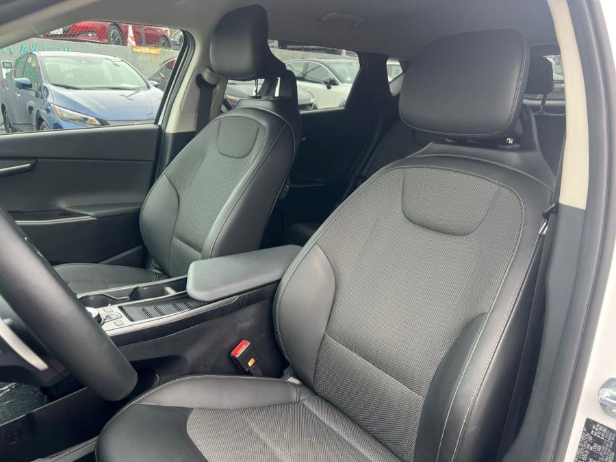 Used 2024 Kia EV6 Light image 18