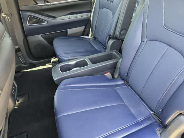 Certified 2026 INFINITI QX60 Sport w/ Dark Cargo Package AWD/4WD image 11