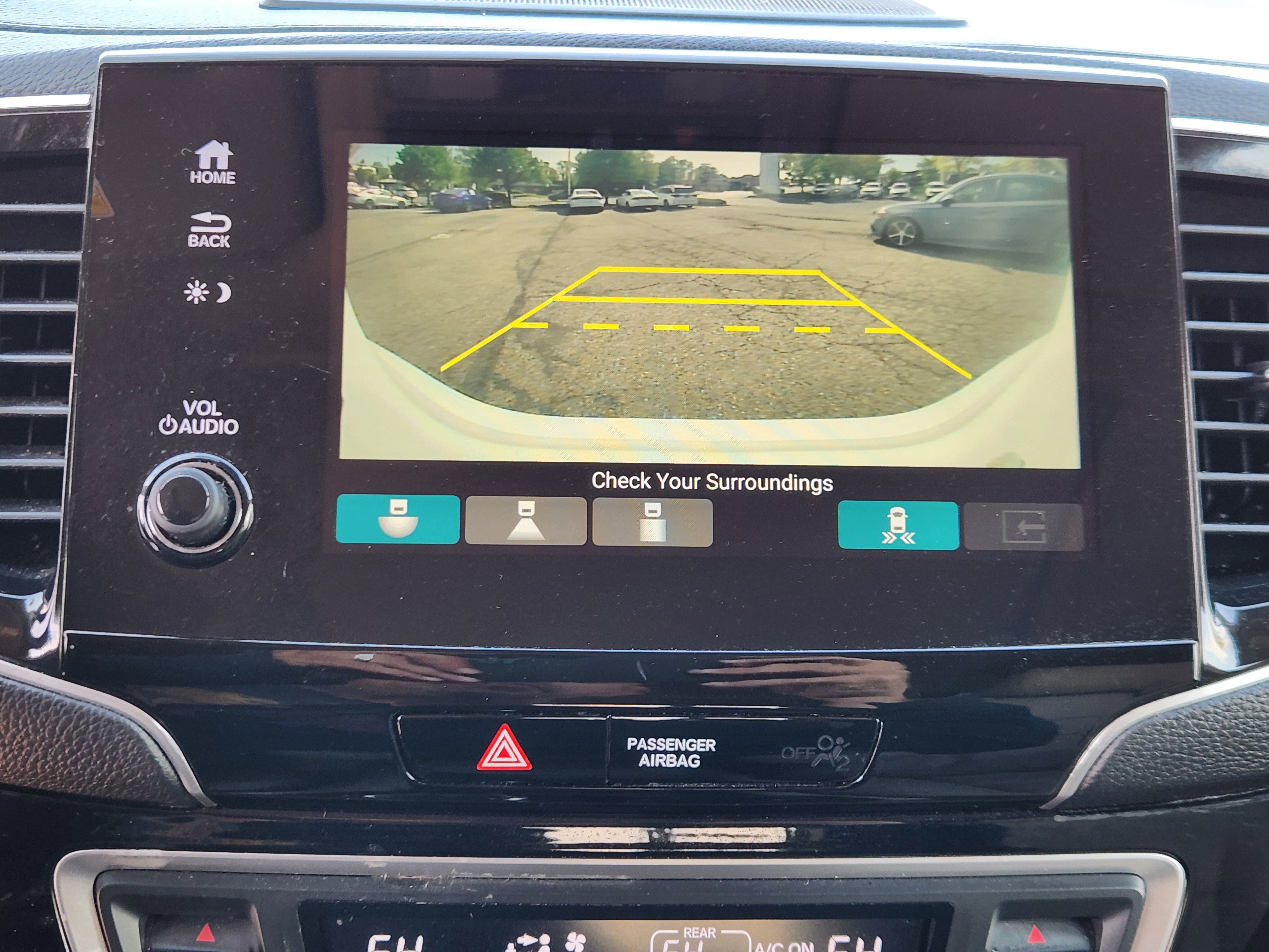 Used 2021 Honda Pilot Touring image 14