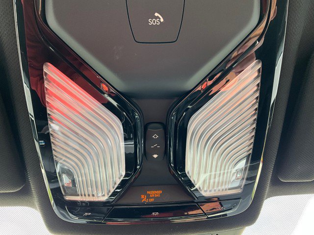 Used 2017 BMW 540i xDrive image 22