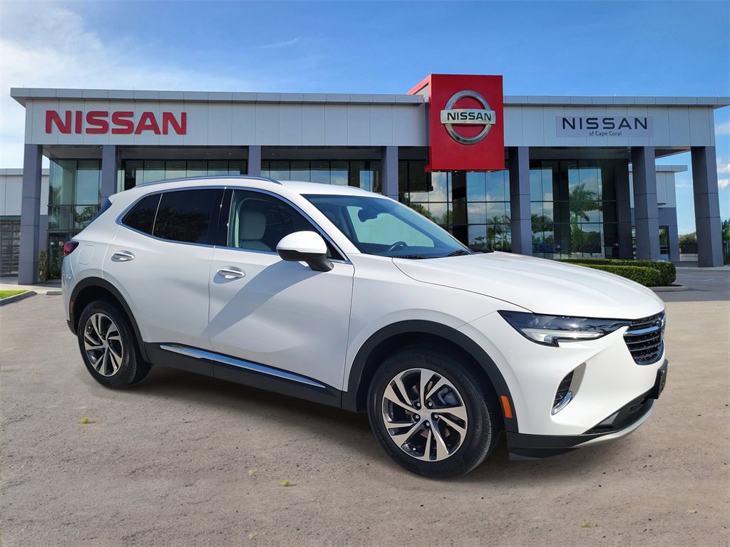 Used 2021 Buick Envision Essence image 2