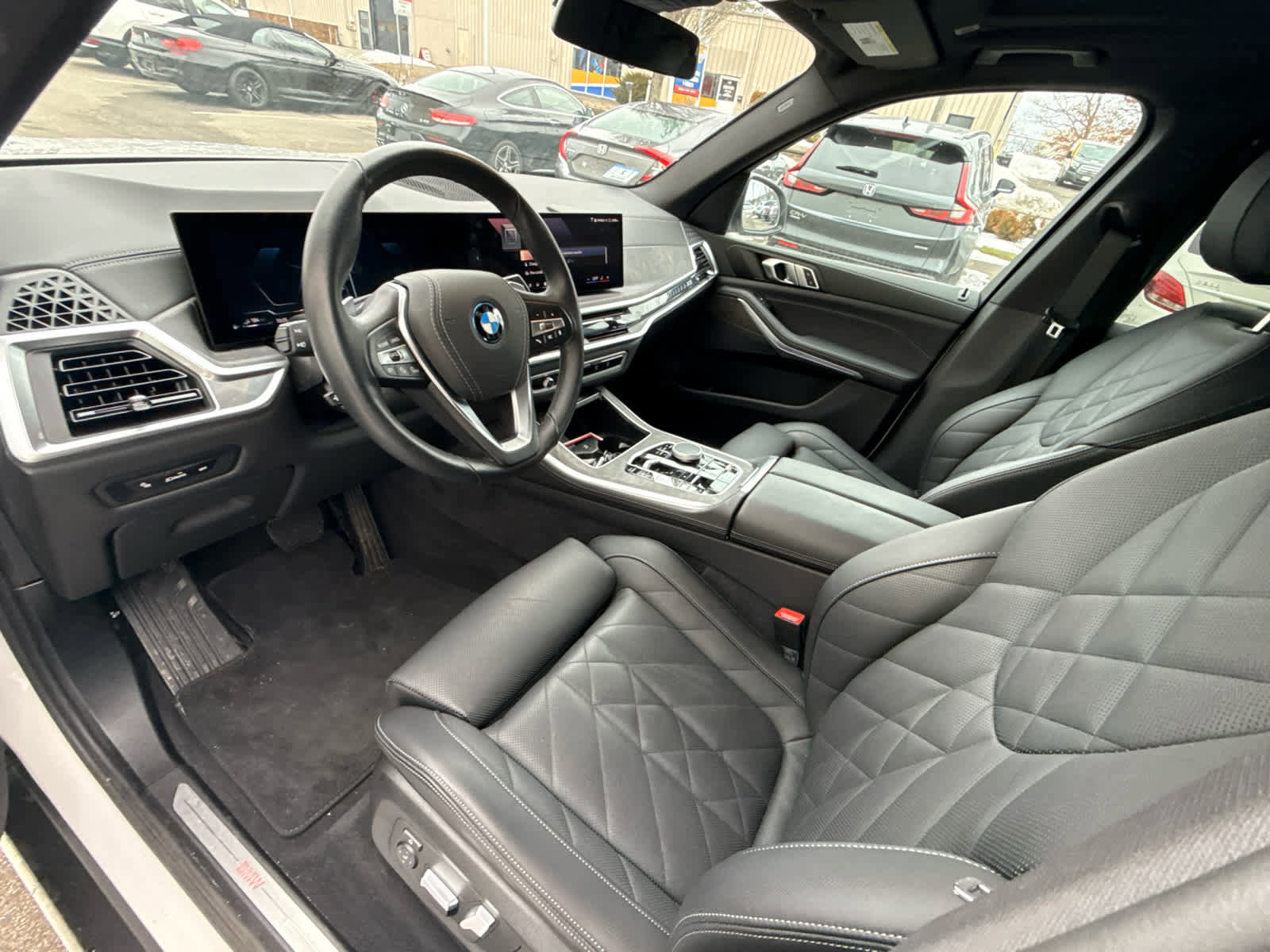 Certified 2025 BMW X5 xDrive50e image 9
