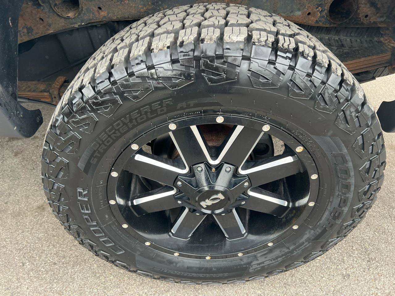 Used 2013 Chevrolet Silverado 2500 LT w/ Interior Plus Package image 4