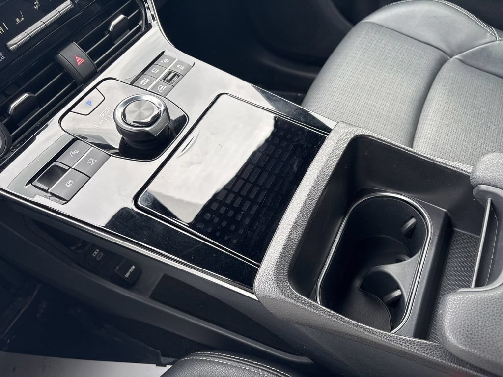 Certified 2023 Subaru Solterra AWD image 17