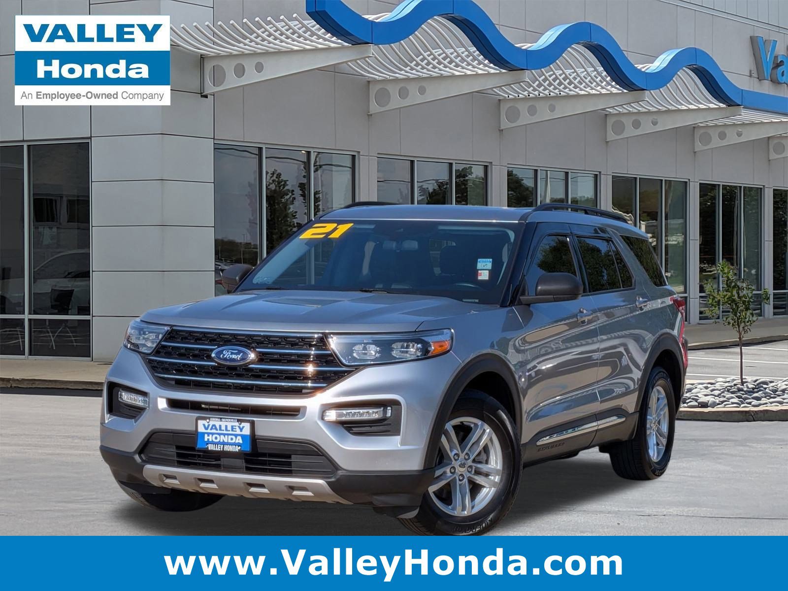 Used 2021 Ford Explorer XLT w/ Equipment Group 202A