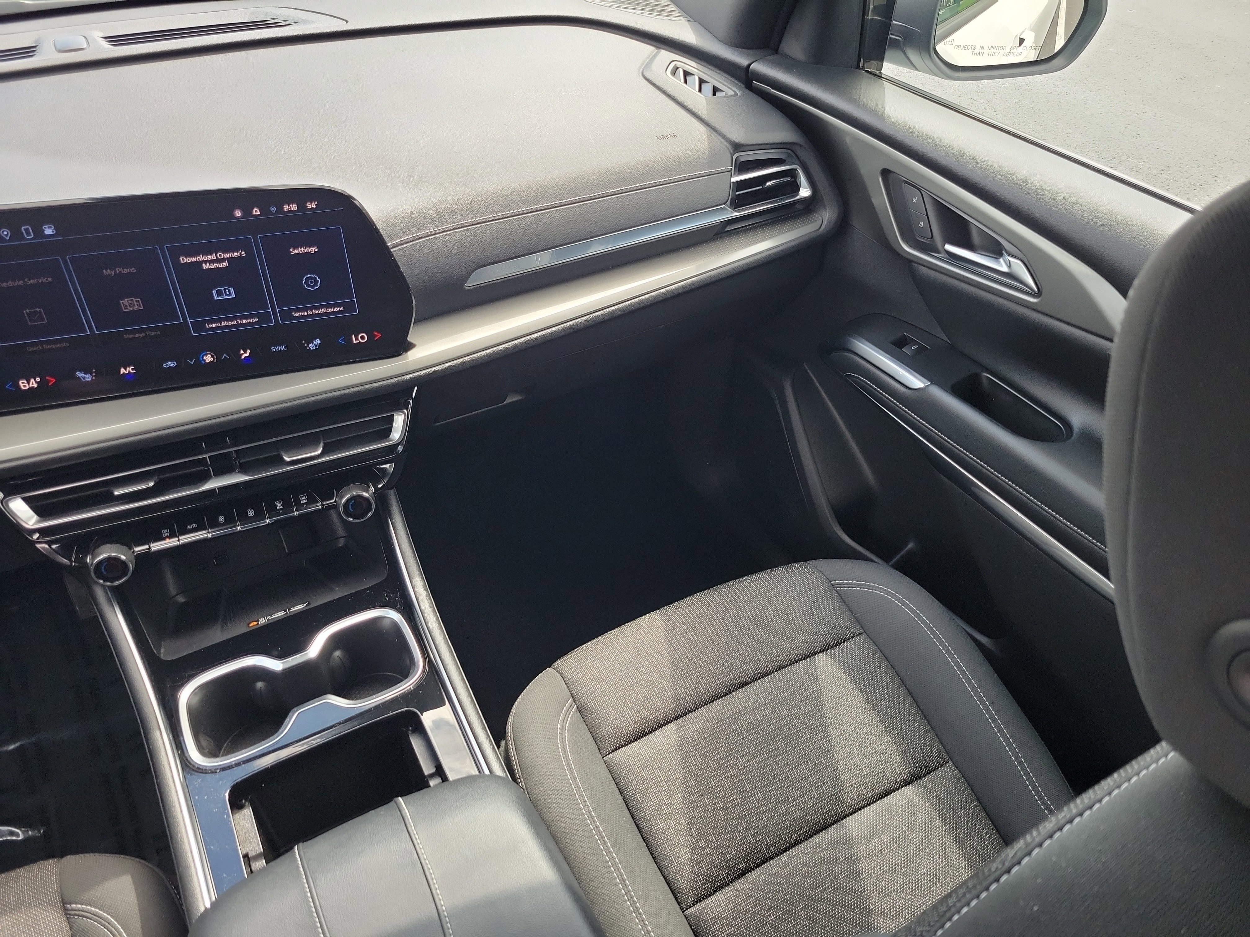 Used 2024 Chevrolet Traverse LT image 15