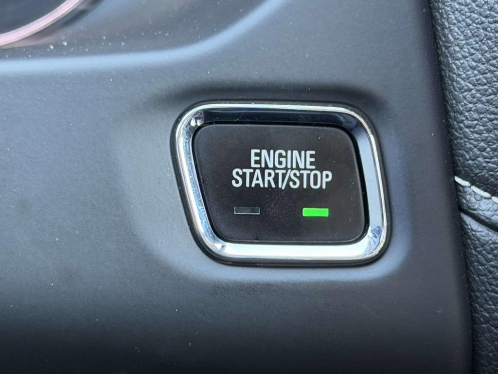 Used 2019 GMC Acadia SLT w/ Black Edition image 8