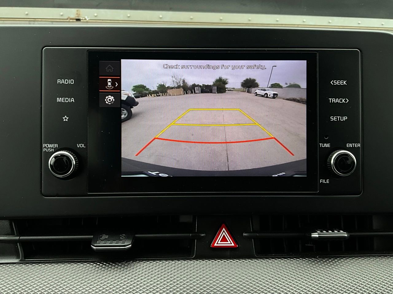 Used 2025 Kia Sportage LX FWD image 29