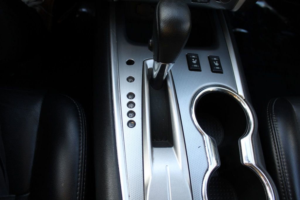 Used 2020 Nissan Pathfinder SL image 26