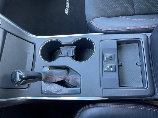Used 2016 Toyota Camry XSE w/ Moonroof Package FWD image 19