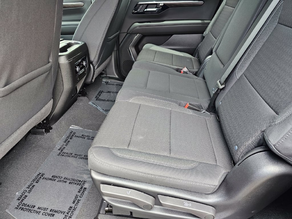 New 2026 Chevrolet Suburban LS w/ LPO, Dark Essentials Package RWD image 20