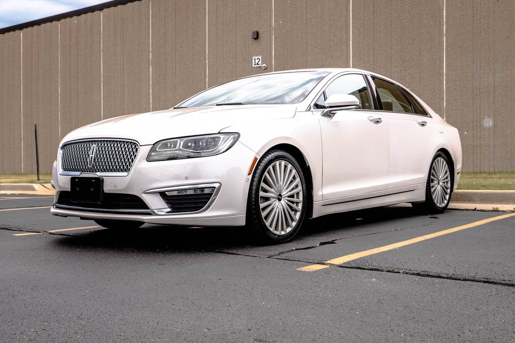 Used 2017 Lincoln MKZ Reserve w/ Luxury Package FWD image 4