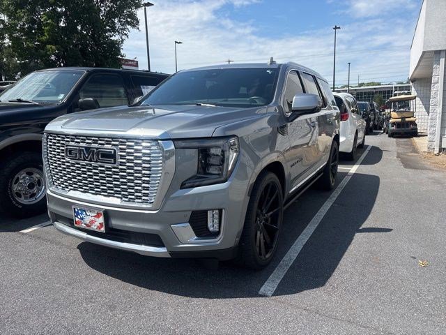 Used 2023 GMC Yukon Denali w/ Denali Reserve Package AWD/4WD image 7