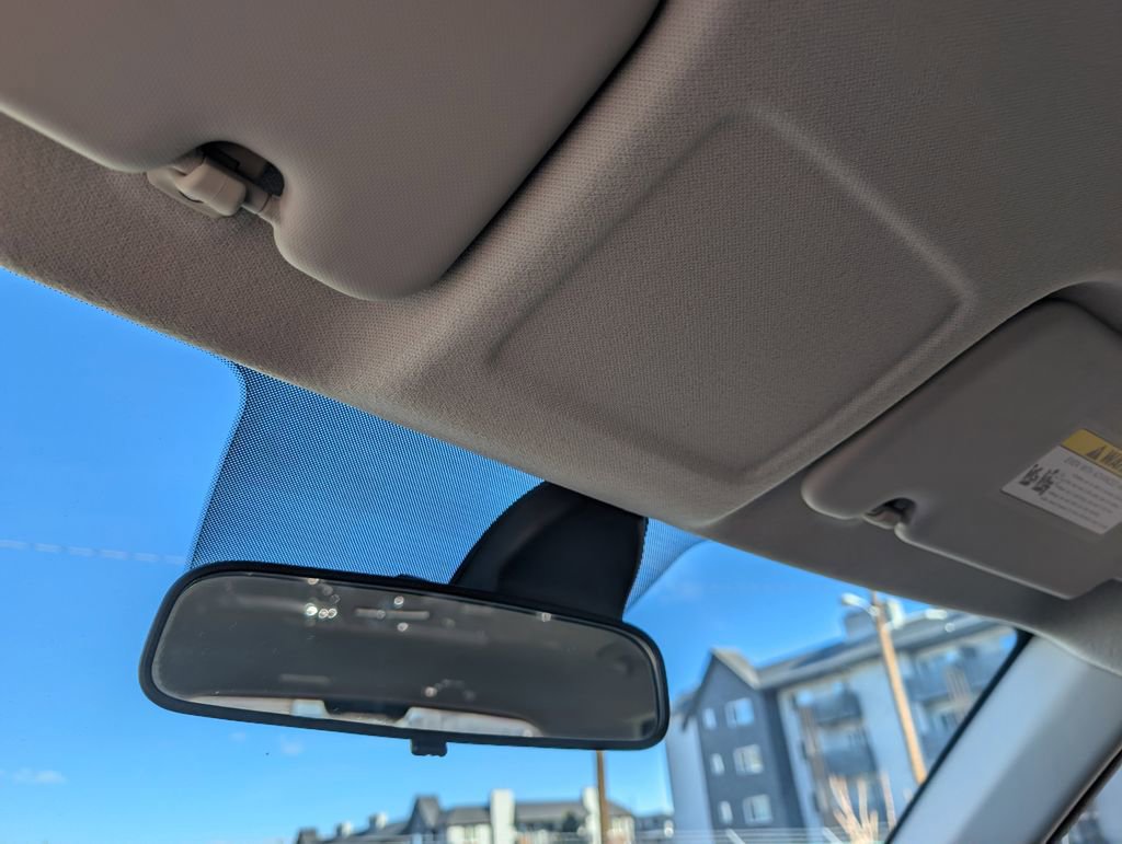 Used 2021 Hyundai Venue SE image 28