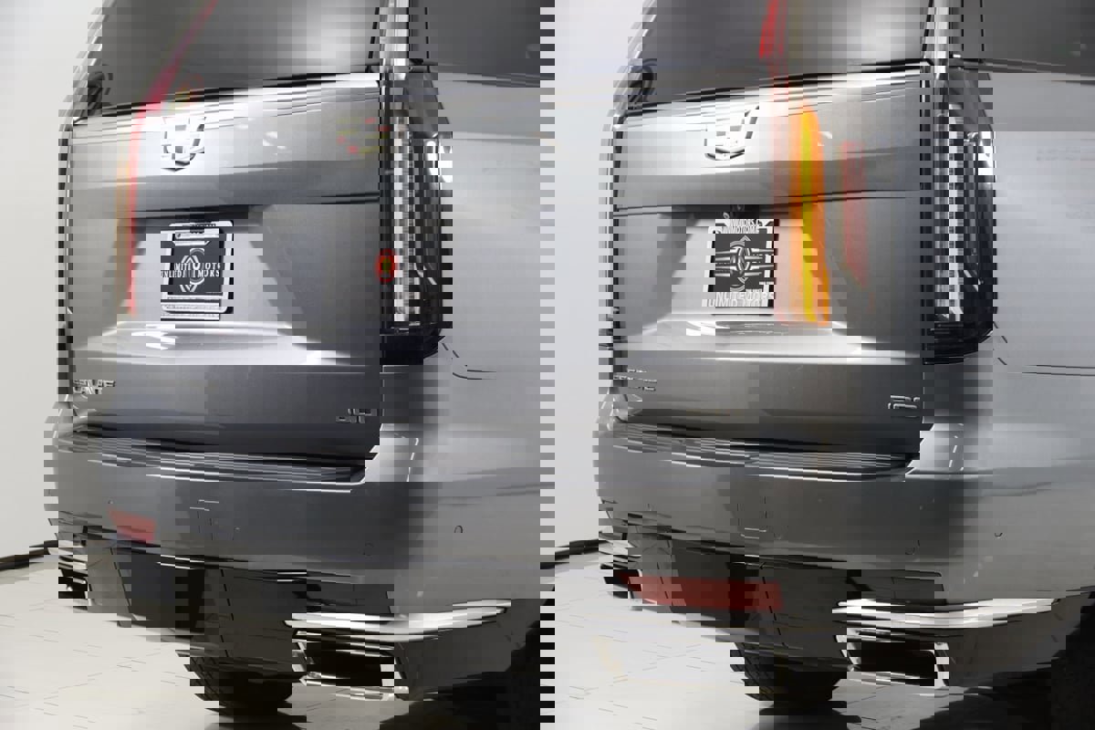 Used 2022 Cadillac Escalade ESV Premium Luxury image 54