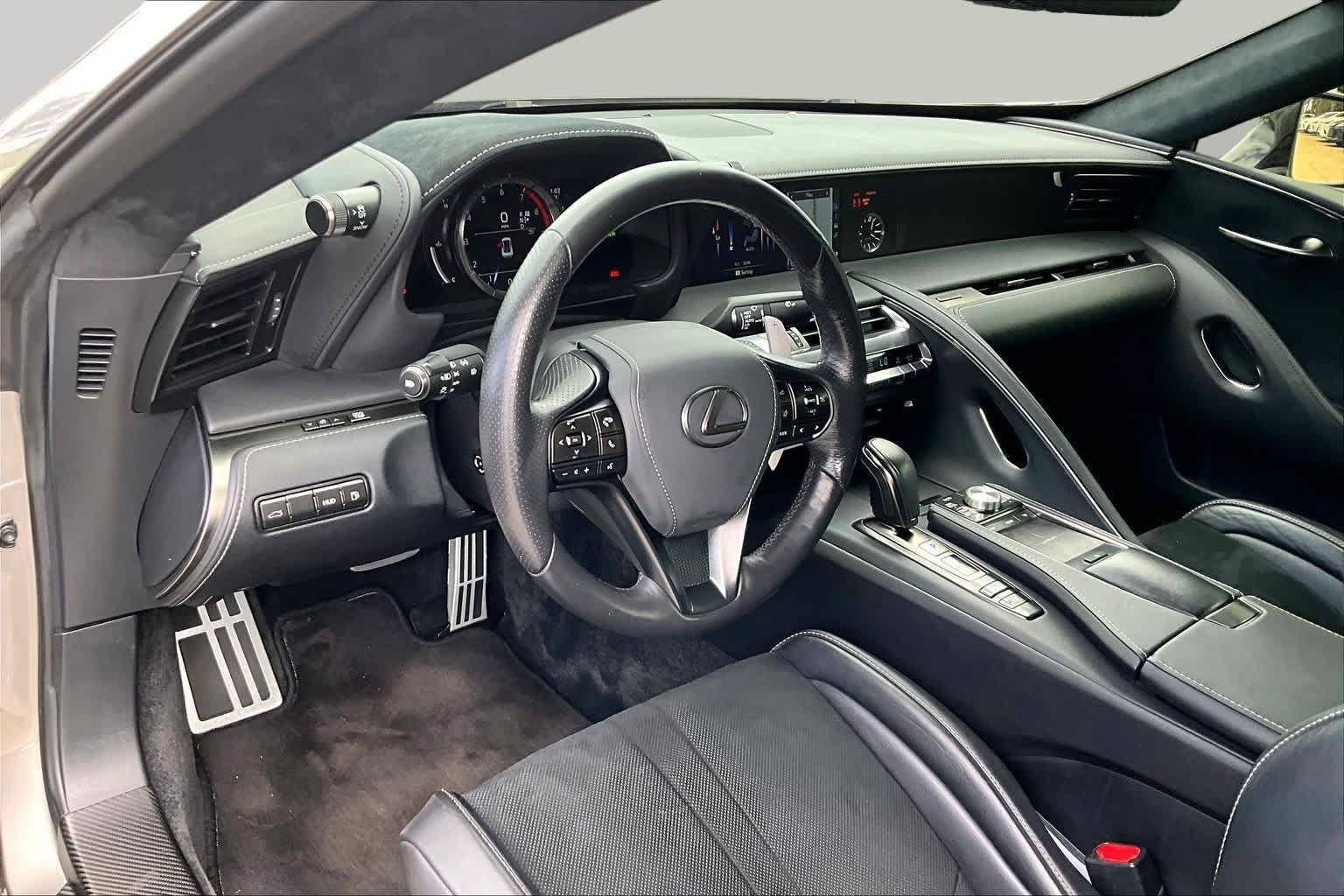 Used 2019 Lexus LC 500 Coupe w/ Performance Package RWD image 18
