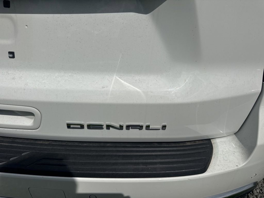 Used 2024 GMC Yukon XL Denali image 22