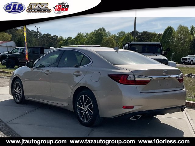 Used 2017 Lexus ES 350 w/ Luxury Package FWD image 5
