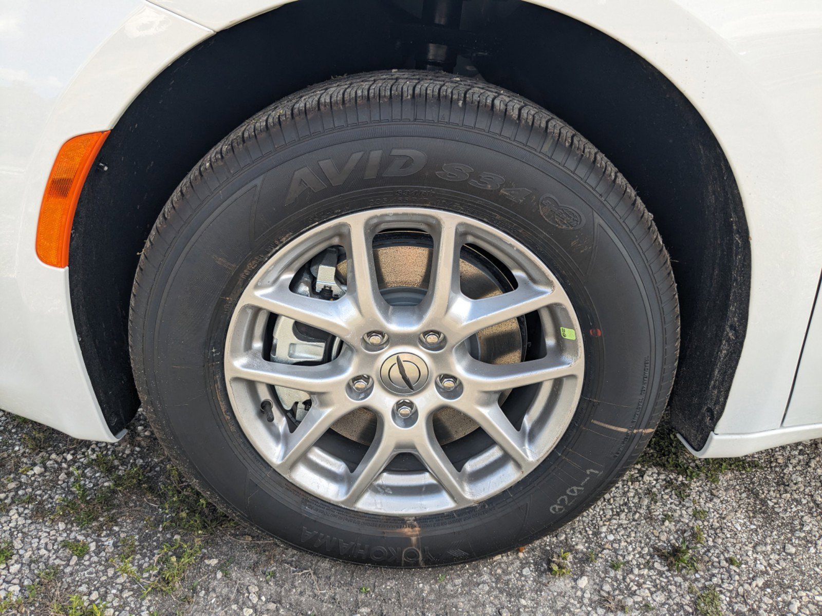 New 2025 Chrysler Voyager LX image 10