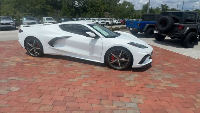 Used 2021 Chevrolet Corvette Stingray Preferred Cpe w/ Z51 Performance Package RWD image 4