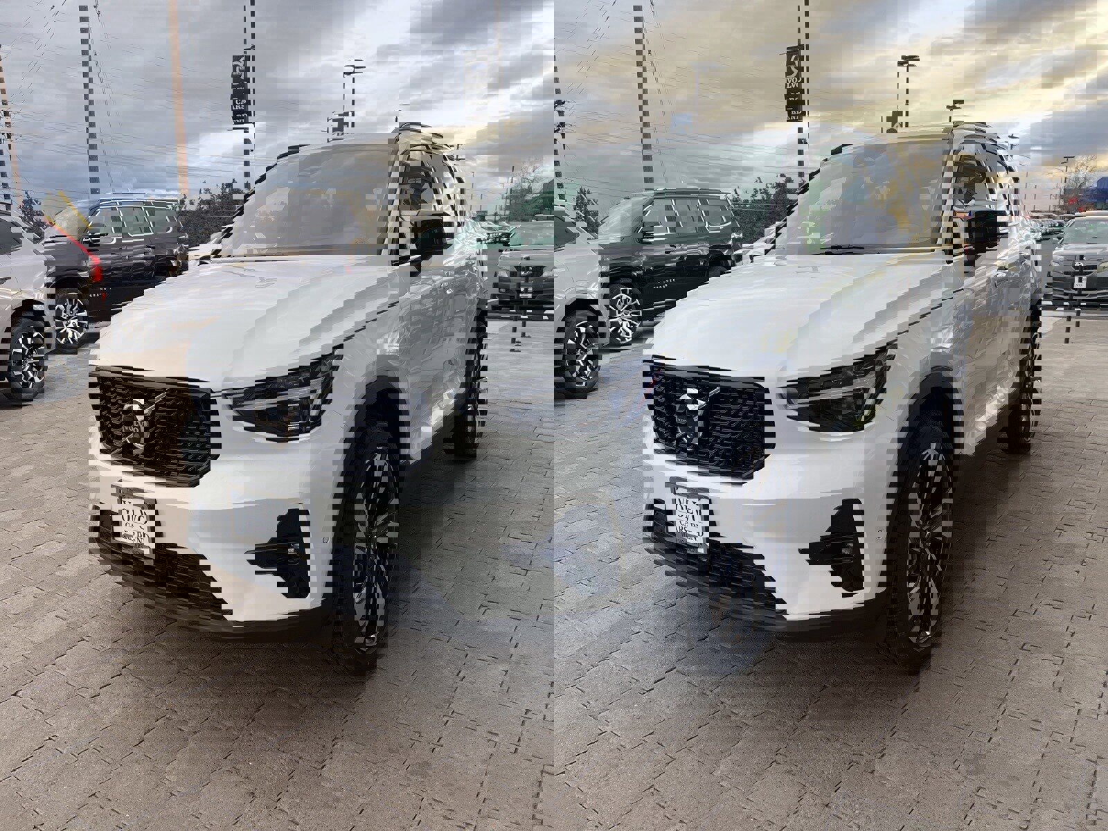 New 2026 Volvo XC40 B5 Ultra w/ Climate Package image 6