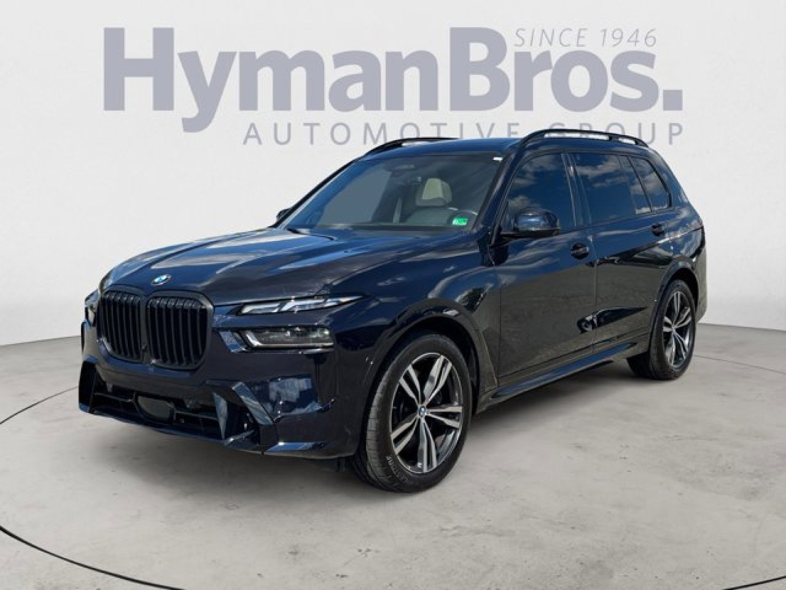 Used 2023 BMW X7 xDrive40i w/ Executive Package image 7