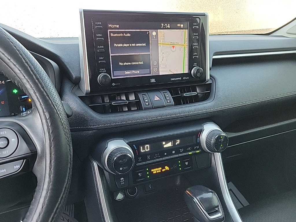 Used 2020 Toyota RAV4 Limited w/ Limited Grade Weather Package AWD/4WD image 9