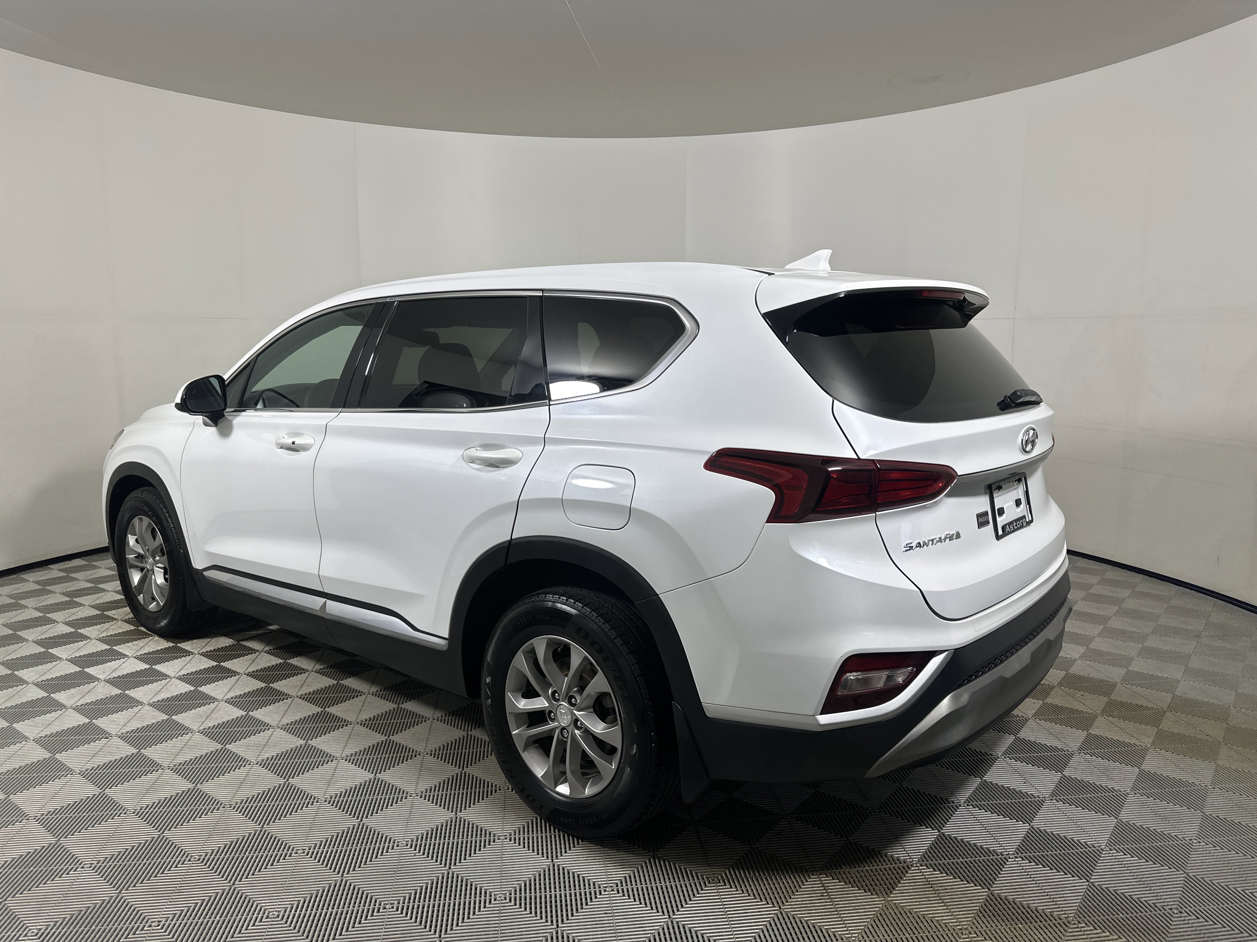 Used 2020 Hyundai Santa Fe SEL FWD image 5