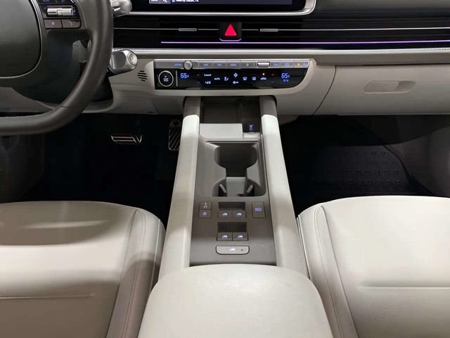 Used 2025 Hyundai Ioniq 6 Limited RWD image 17