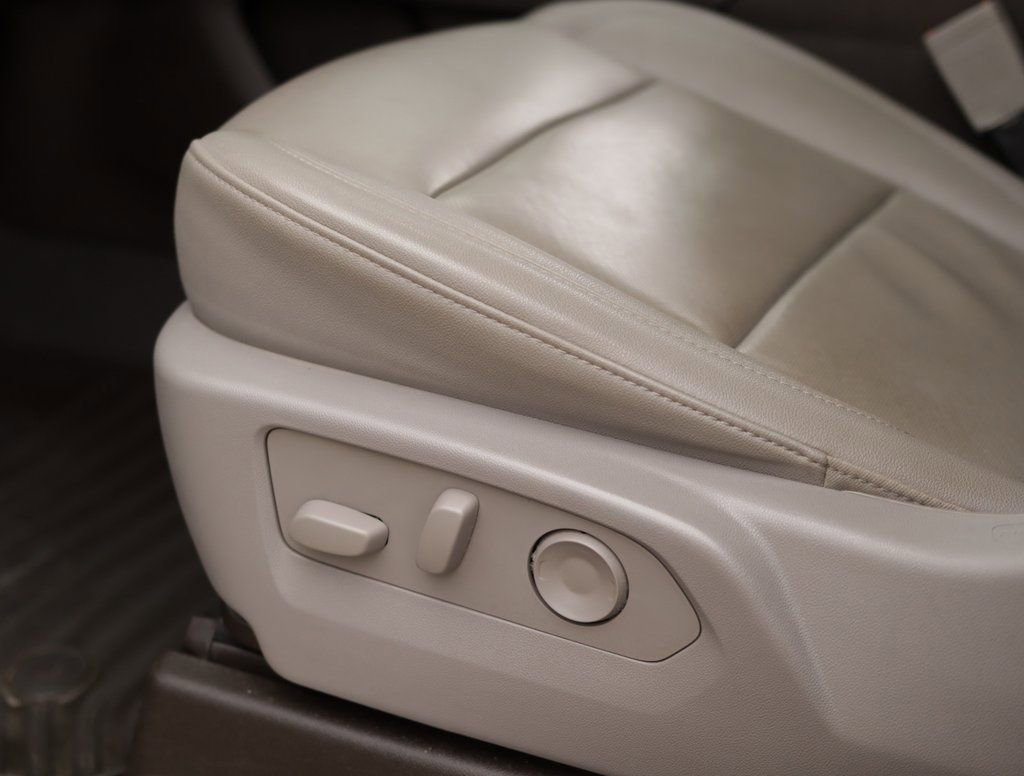 Used 2024 Chevrolet Silverado 1500 LTZ image 23