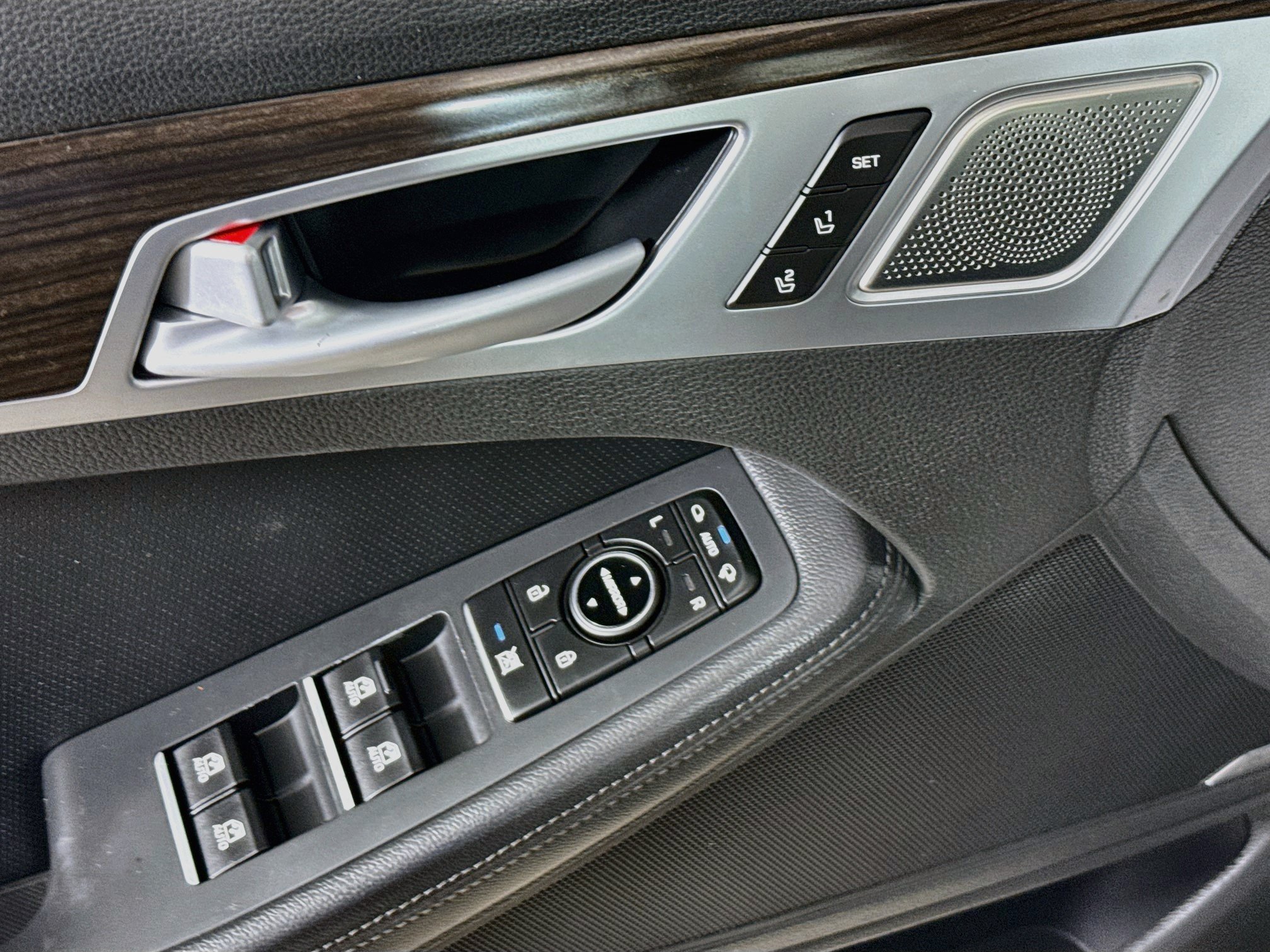 Used 2019 Genesis G80 3.8 w/ Sport Package 02 AWD/4WD image 21