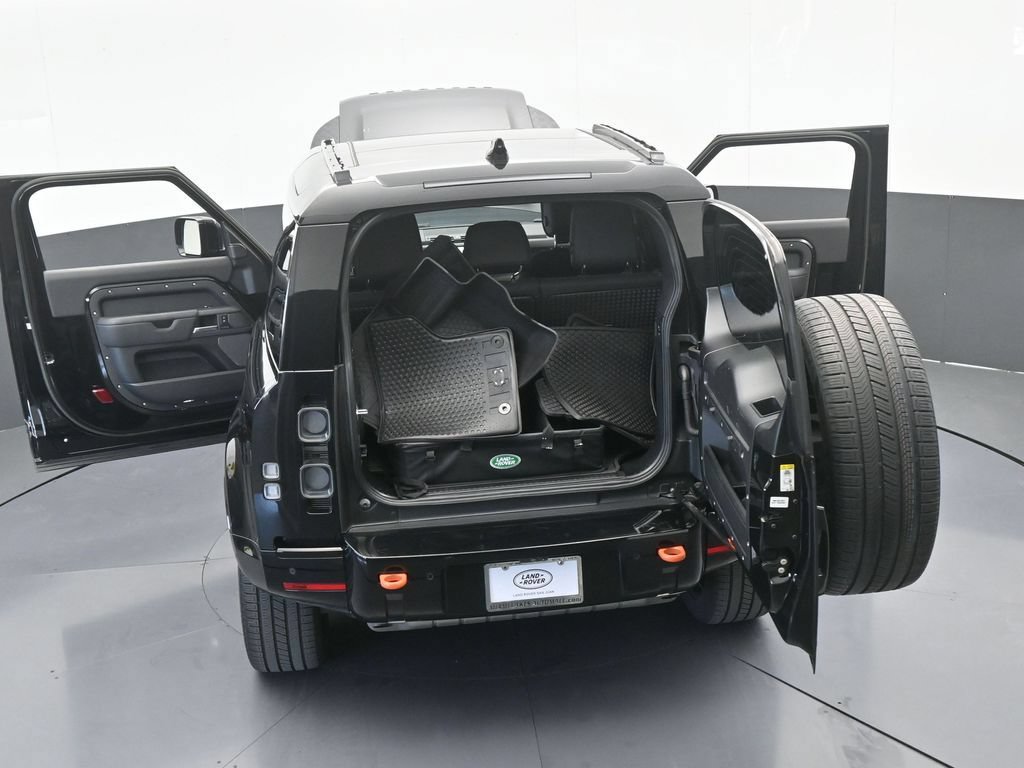 Used 2023 Land Rover Defender 90 X AWD/4WD image 68