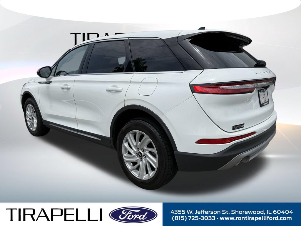Used 2023 Lincoln Corsair AWD image 7