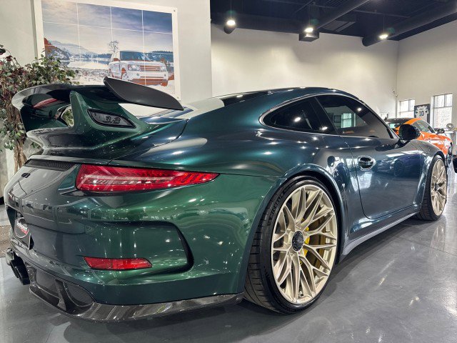 Used 2015 Porsche 911 GT3 w/ Sound Package Plus image 4