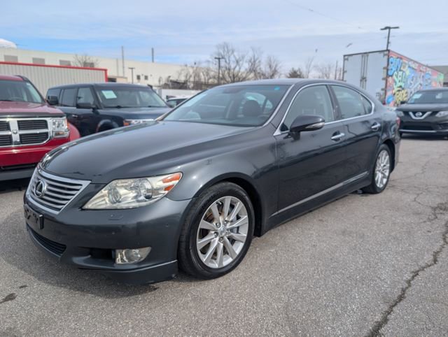 Used 2011 Lexus LS 460 AWD w/ Comfort Pkg image 3