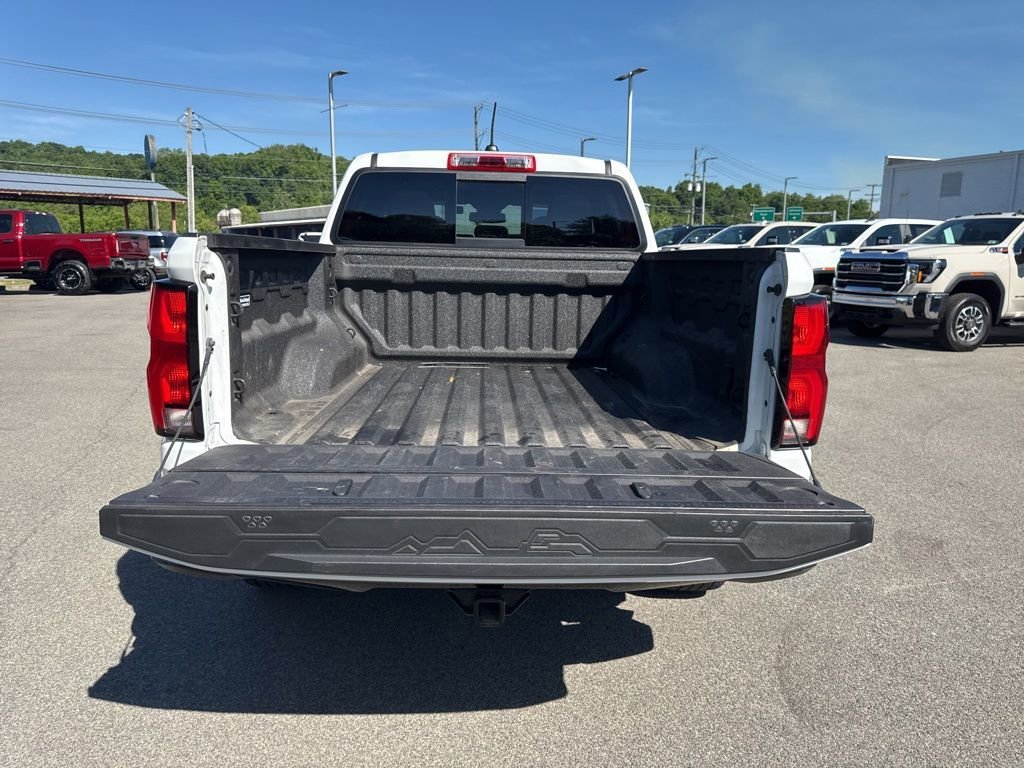 Certified 2023 Chevrolet Colorado Z71 w/ Z71 Convenience Package 2 AWD/4WD image 17