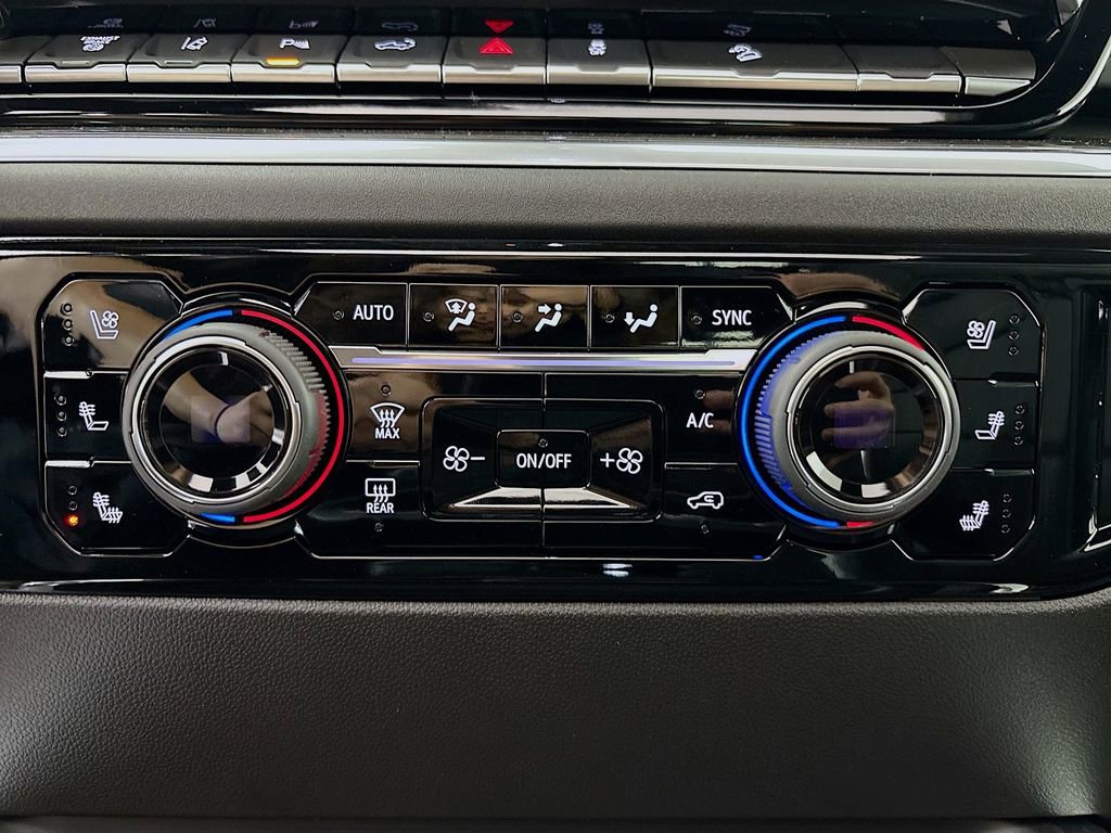 New 2025 Chevrolet Silverado 3500 High Country w/ Technology Package image 16