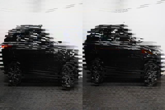 Used 2018 Land Rover Range Rover Velar R-Dynamic SE image 4