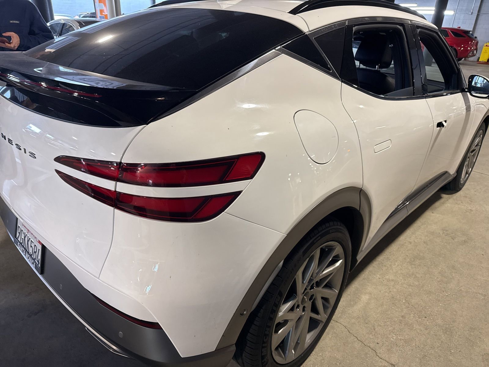 Used 2023 Genesis GV60 Advanced AWD/4WD image 6