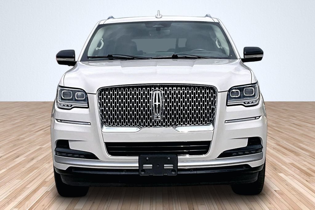 Used 2022 Lincoln Navigator Reserve AWD/4WD image 8