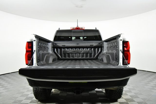 Used 2024 Chevrolet Colorado ZR2 w/ Safety Package image 25