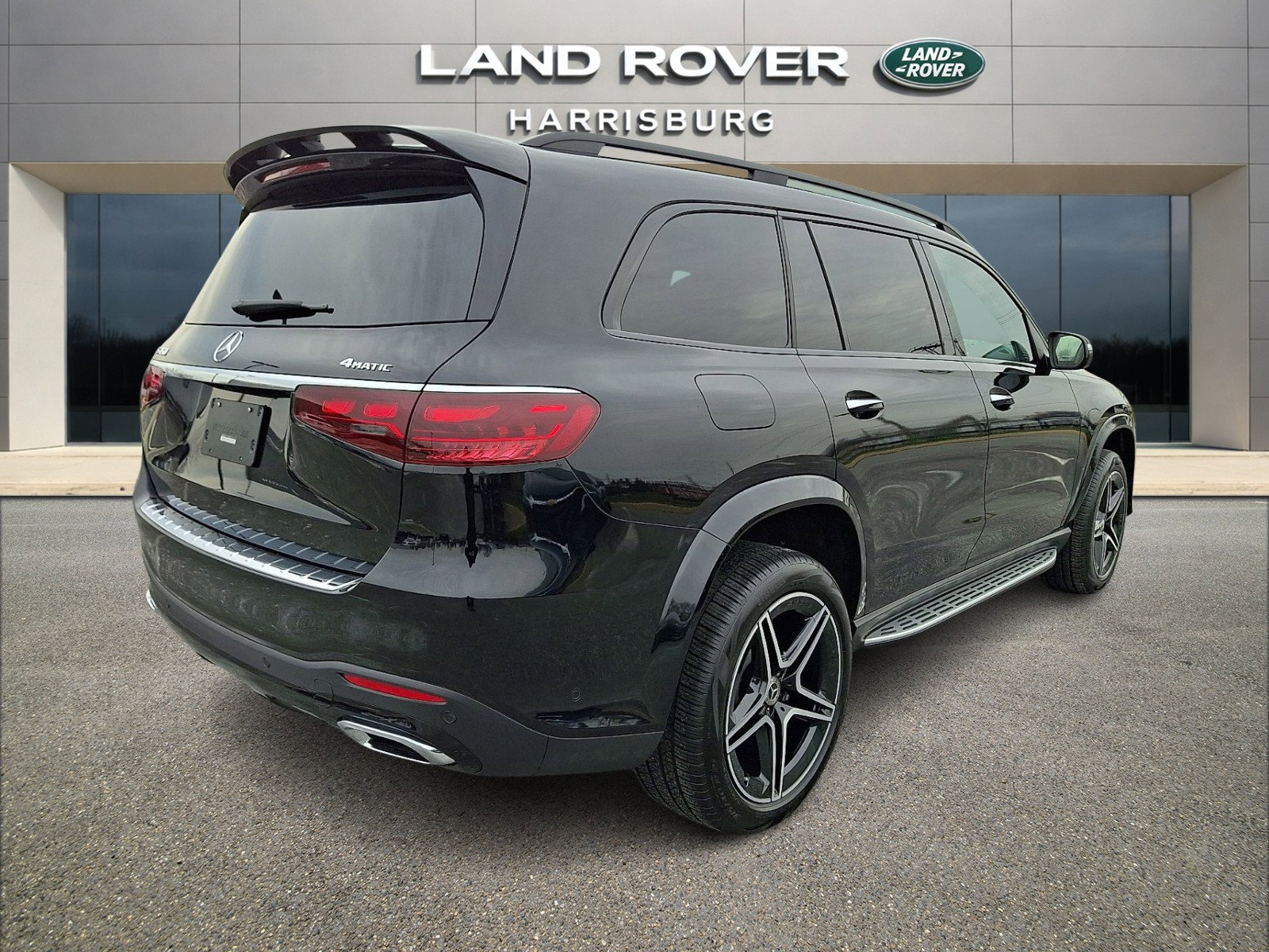 Used 2026 Mercedes-Benz GLS 450 4MATIC image 5