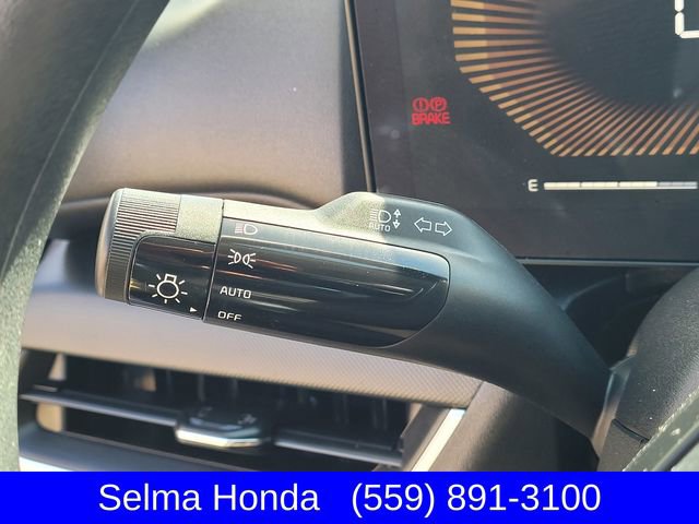 Used 2025 Kia K4 LXS image 16