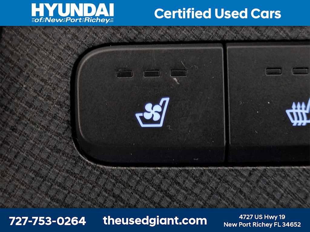 Used 2024 Hyundai Palisade Limited image 37