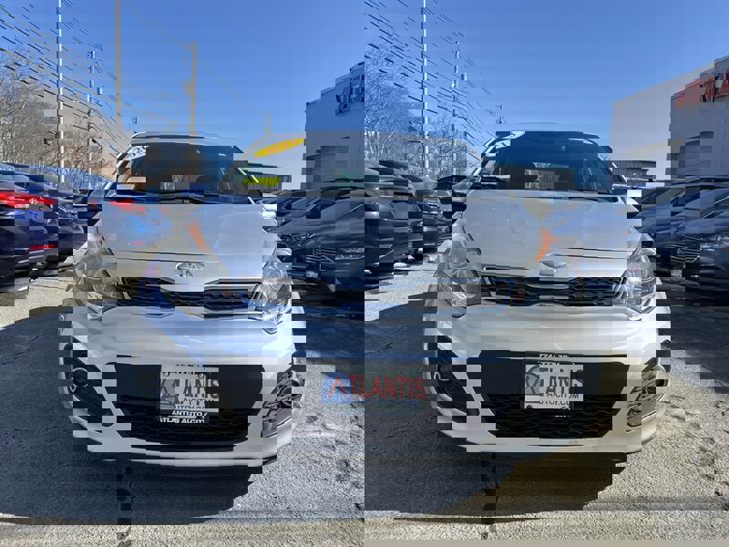 Used 2013 Kia Rio SX w/ Premium Pkg image 2